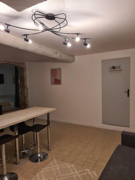 La Maison Du Bonheur Villa Caumont-sur-Durance ภายนอก รูปภาพ